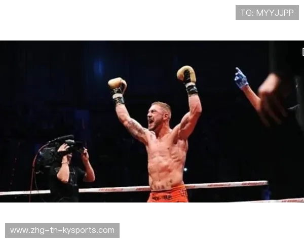 布朗森身体击打密度惊人 布朗森身体击打密度惊人